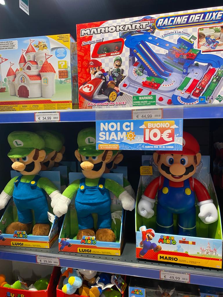 Super Mario e Luigi. Brinquedos